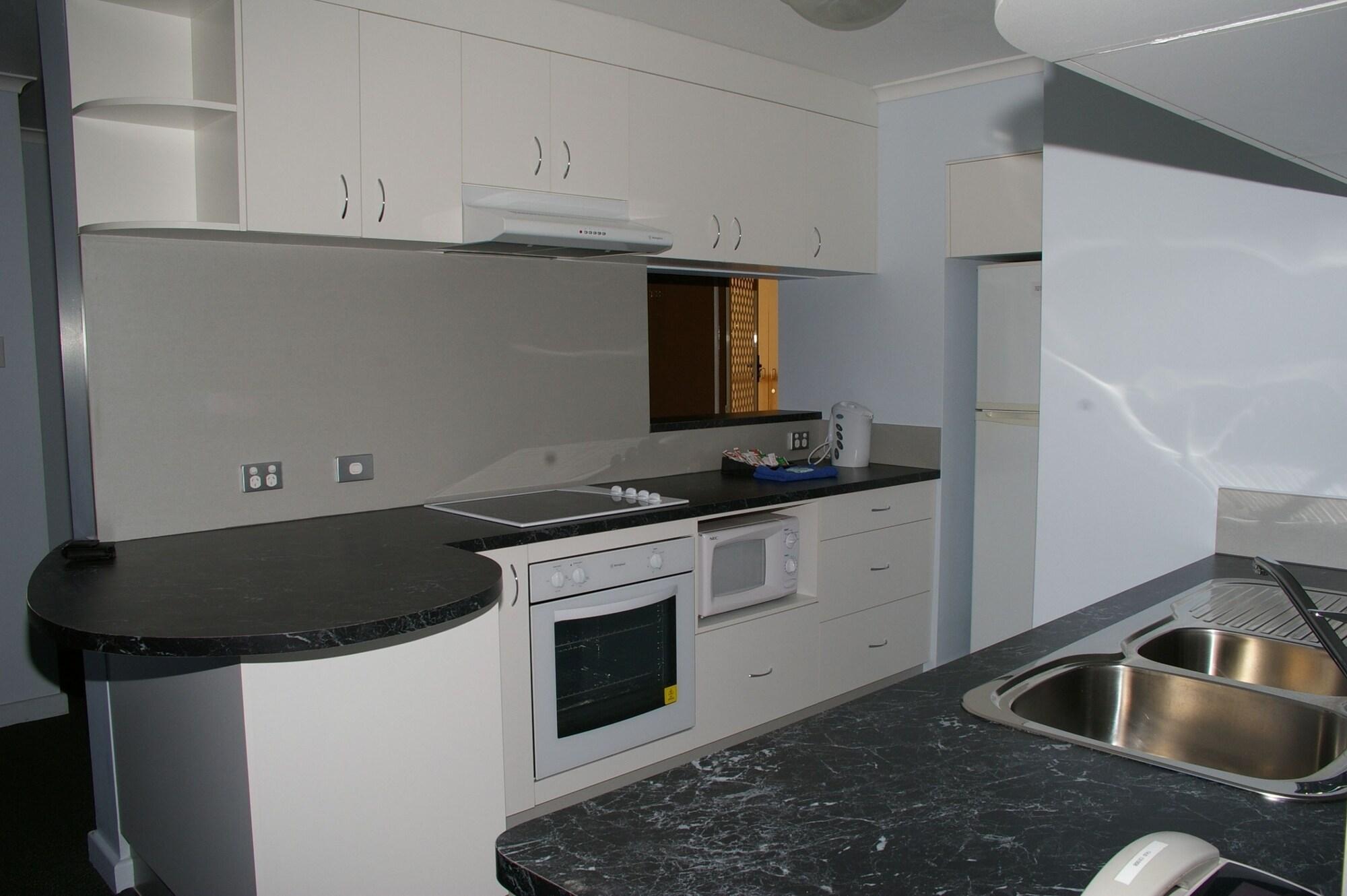 Coral Towers Holiday Suites Cairns Eksteriør bilde