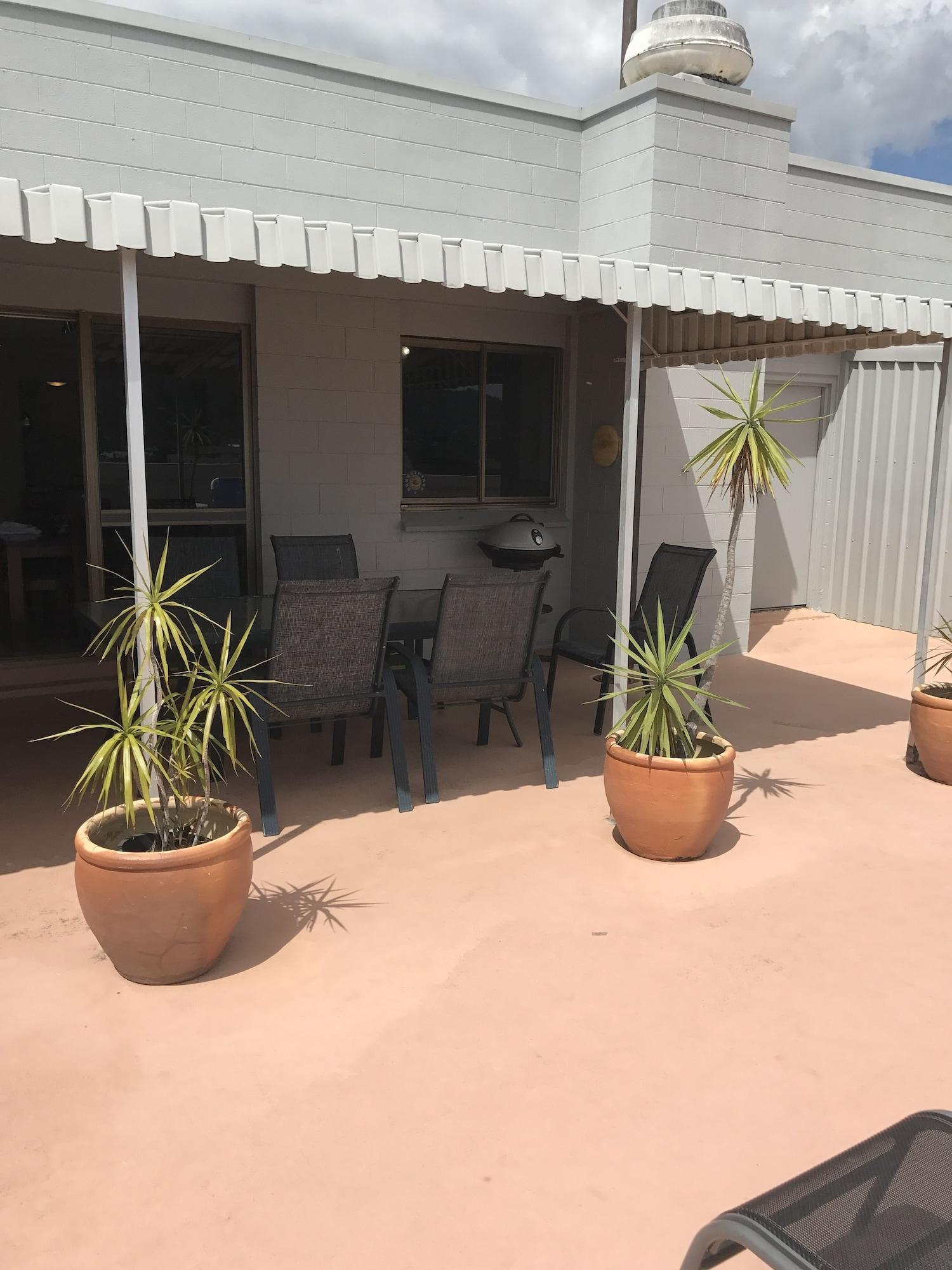 Coral Towers Holiday Suites Cairns Eksteriør bilde