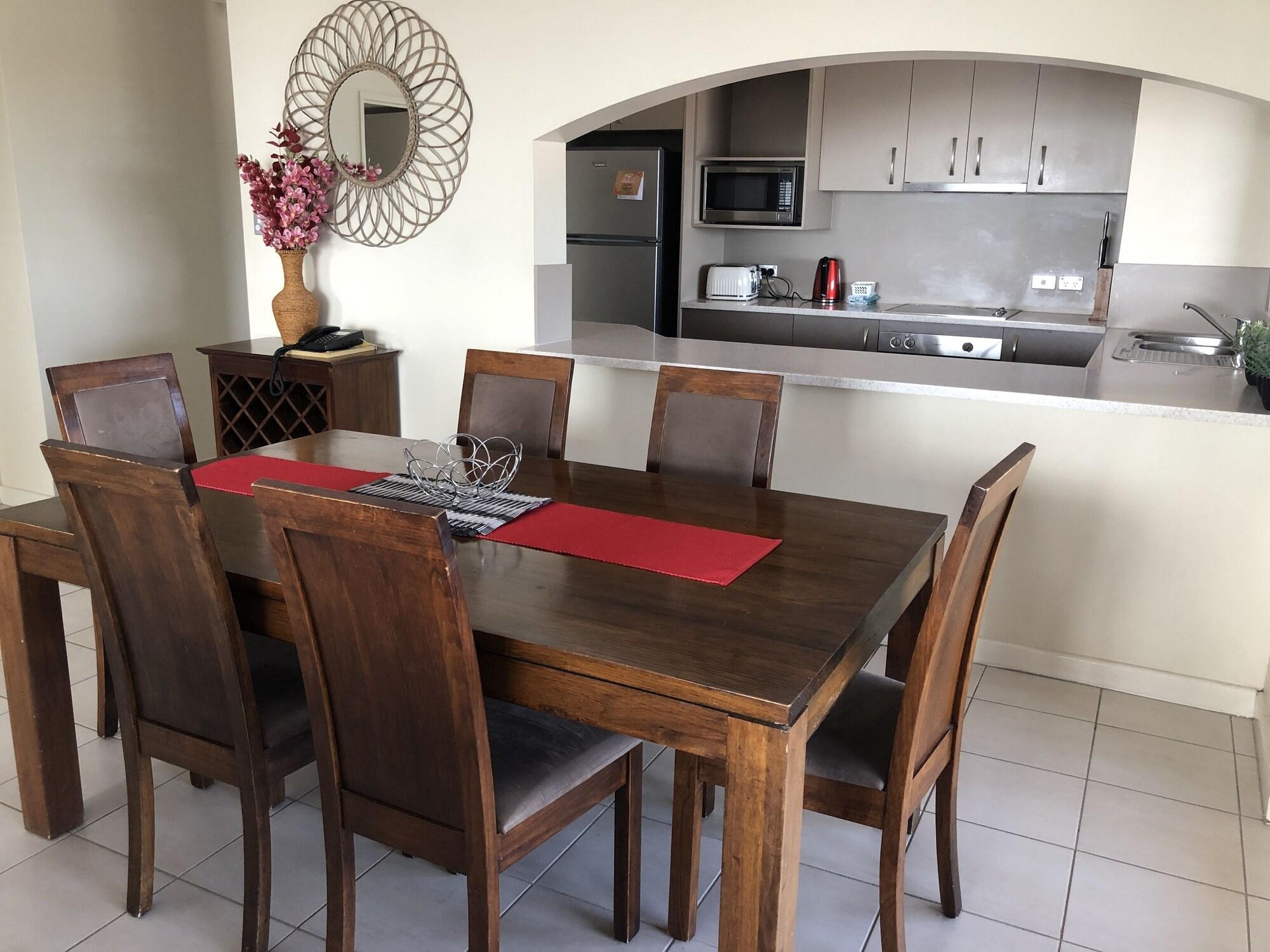 Coral Towers Holiday Suites Cairns Eksteriør bilde