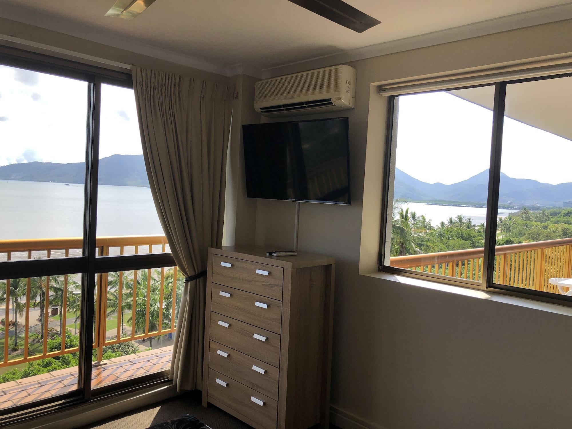 Coral Towers Holiday Suites Cairns Eksteriør bilde