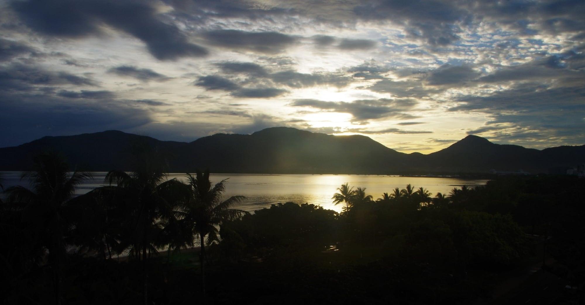 Coral Towers Holiday Suites Cairns Eksteriør bilde