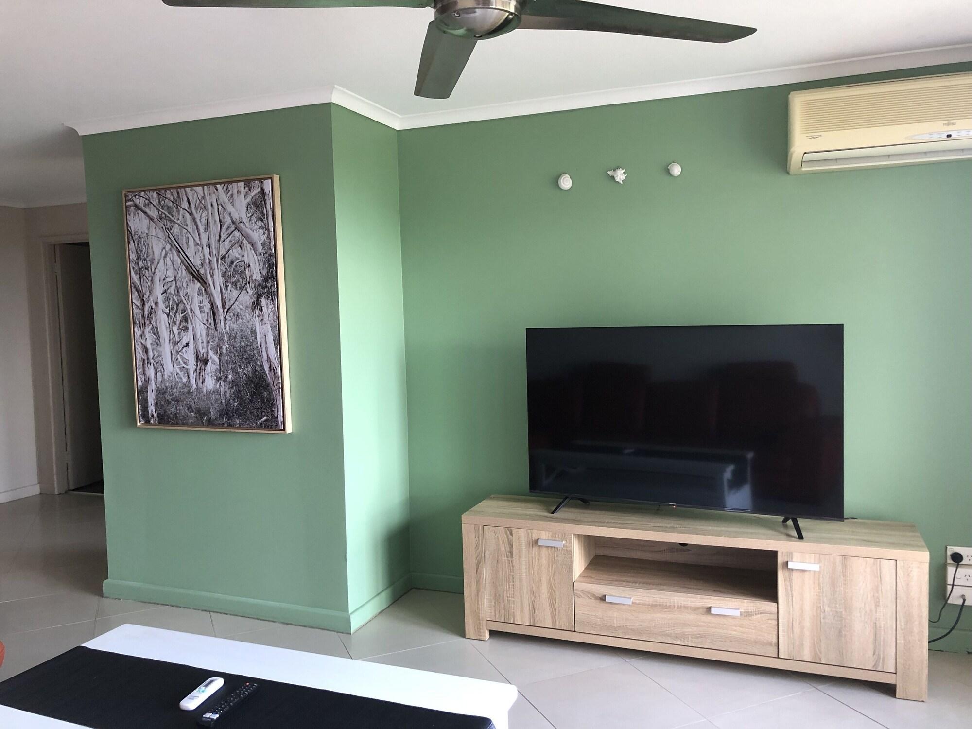 Coral Towers Holiday Suites Cairns Eksteriør bilde