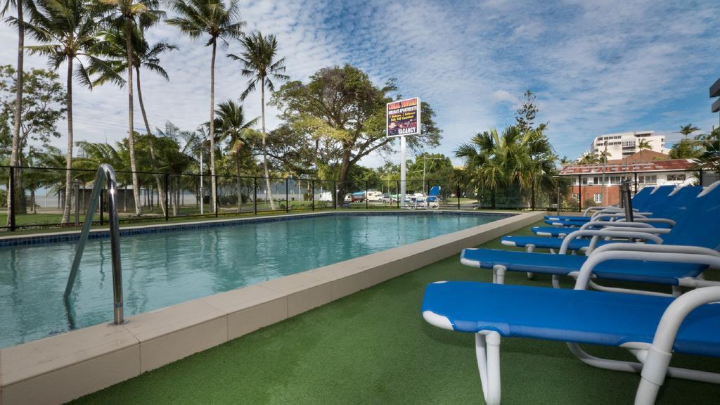 Coral Towers Holiday Suites Cairns Eksteriør bilde
