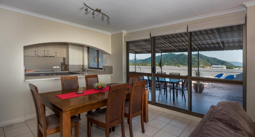 Coral Towers Holiday Suites Cairns Eksteriør bilde